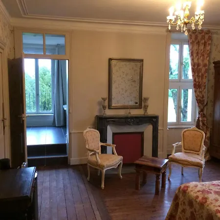 Willa Chateau Proche De Saumur *